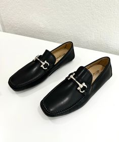 Salvatore Ferragamo Parigi Men's Shoes Loafers Slip On, Size 10.5 D, Nero (Black), Calf Leather, New w/Box Luxury Black Moccasins For Semi-formal Occasions, Luxury Black Loafers With Stitched Sole, Designer Business Moccasins With Leather Sole, Designer Business Loafers With Rubber Sole, Luxury Black Calf Leather Moccasins, Loafers With Removable Insole For Galas, Designer Business Casual Moccasins With Rubber Sole, Timeless Black Moccasins With Rubber Sole, Designer Plain Toe Moccasins For Galas