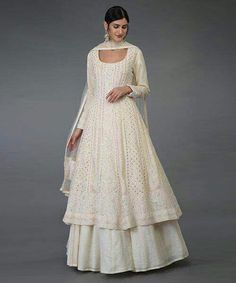 Anarkali Outfit, Anarkali Designs, Designer Anarkali Dresses, White Lehenga, Anarkali Lehenga, Lehenga Suit, Chikankari Suits, Indian Designer Suits, Lehenga Style