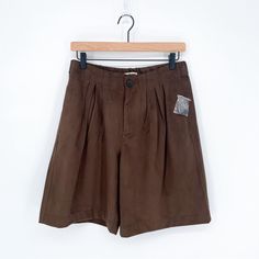 We The Free Straight On Suede Shorts New Without Tags, Extra Buttons Are Still Attached Size Xs Features: - Style #: Ob1786868 - Brown In Color - Vegan Suede Fabric - Low-Slung, Slouchy Silhouette - Pleating At Top - Three-Pocket Style - Above-The-Knee Inseam - Zip Fly And Button Closure - 90% Polyester, 10% Elastane Tags- Neutral, Minimalist, Minimal, Rodeo, Cowgirl, Lagenlook, Free People, Fp Approximate Measurements Laid Flat: Waist: 14.5” | Length: 20” | Inseam: 9” | Rise: 11.5” Brown Knee Length Shorts, Shorts Cord, Casual Denim Shorts, Suede Shorts, Rodeo Cowgirl, Black High Waisted Shorts, Neutral Minimalist, White Denim Shorts, Raw Denim