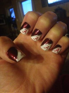 Nail design for the Alabama Crimson Tide's season opener against West Virginia! Roll Tide Roll!! Football Nail Art, Roll Tide Roll, Ten Nails, Fingernail Designs