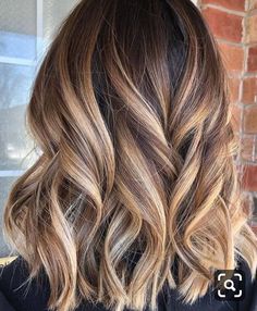 Gorgeous Hair Color, Brown Hair With Blonde Highlights, Caramel Highlights, Brown Hair Balayage, Brown Blonde Hair, Ombre Hair Color, Brown Hair With Highlights, Hair Color Balayage, Hair Color Ideas