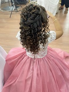 Baby Girl Hairstyles Curly, Cute Toddler Hairstyles, Quince Hairstyles, Graduation Hairstyles, Hair Up Styles, Wedding With Kids, Toddler Hair, Hair Updos