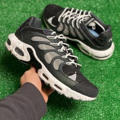 Item: Nike Air Max Terrascape Plus Dn4590-001 Size: Men's U.S. Size 11 Eur Size 45 Condition: New With Defects Refurb | Great Condition, Tried On Outosle Offers Welcome 100% Authentic Black Casual Custom Sneakers For Outdoor, Nike Black Outdoor Sneakers, Black Custom Sneakers With Rubber Sole For Outdoor, Custom Black Sneakers For Outdoor With Round Toe, Black Custom Sneakers For Outdoor, Black Low-top Custom Sneakers For Outdoor, Outdoor Black Custom Sneakers With Round Toe, Outdoor Custom Black Sneakers With Round Toe, Outdoor Black Custom Sneakers