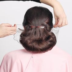 Chignon Tutorial, Hair And Makeup Tips, Haircut Designs, Lace Dress Vintage, 90s Hairstyles