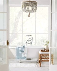 Must-Have Bathroom Essentials Serena And Lily Bathroom, Bath In Bathroom, Bathroom Bathmat, Coastal Room, Spa Like Bathroom, Charleston Homes, Standing Bath, Serena And Lily, Bathroom Spa