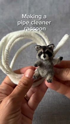 Make Air Dry Clay, Pipe Cleaner Projects, Diy Crafts Easy At Home, Pipe Cleaner Animals, Pipe Cleaner Art, Hadiah Diy, Kawaii Diy, Pipe Cleaner Crafts, Pinterest Diy Crafts