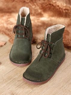 Fabric: Cowhide Overview: (1)Soft Rubble Sole (2)Wool Lining Detail In Tile Measurement Size: 36,37,38,39,40 Heels:2cm #leather #shoes #wool #cowhide Green Winter Martin Boots With Round Toe, Green Casual Closed Toe Boots, Green Round Toe Martin Boots For Winter, Casual Flat Winter Boots, Green Lace-up Boots With Round Toe For Fall, Green Ankle-high Martin Boots For Winter, Casual Green Martin Boots For Winter, Green Casual Martin Boots With Round Toe, Casual Green Martin Boots With Round Toe