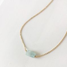 Raw Aquamarine Necklace / Single Stone Necklace / Gemstone Necklace / Gold Silver / Layering Necklac Single Stone Necklace, Ruby Chain, Raw Aquamarine, Minimalist Earrings Studs, Layered Necklaces Silver, Necklace Dress, Necklace Ideas, Necklace Rose Gold, Aquamarine Necklace