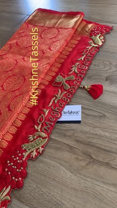 Latkan For Saree Pallu, Silk Saree Embroidery Design, Saree Kuchu New Designs Bridal, Pallu Designs Saree, Hand Embroidery Saree Border Designs, Tassels For Saree Pallu Latest, Pallu Kuchu Designs, Bridal Saree Kuchu Designs Latest, Saree Pallu Design