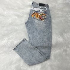 Item: Ed Hardy Tiger Denim Distressed Eh Tiger Denim Size: Men's U.S Size 34 Condition: New With Tags 100% Authentic Ed Hardy Tiger, Ed Hardy Jeans, Ed Hardy, Mens Clothing, Mens Jeans, Man Shop, Mens Outfits, Tags, Blue