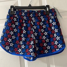 Dsg Stride Running Shorts Retro Stars Print Red/White/Blue New With Tags Size M (10-12) Mid Rise Built In Brief Stock: Gray140(1) Stock: Ltpink1130(4) Stock: Ltpink103123(1) Retro Stars, Coral Shorts, Girl Shorts, Soccer Shorts, Gray Camo, Spandex Shorts, Compression Shorts, Fleece Shorts, Kids Shorts