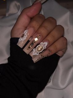 Latina Nails With Gems, Virgencita Nail Set, Virgen Acrylic Nails, Virgencita Acrylic Nails, Nails With Rosary Design, Virgin Mary Charm Nails, Nail Inspo Virgencita, Acrylic Nails Virgencita, Virgen And San Judas Nails