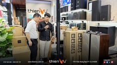 Khách hàng tấp nập đến Thiên Vũ Audio trải nghiệm âm thanh dòng loa karaoke gia đình Bose