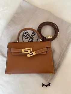 Classy Purses, Chic Bags