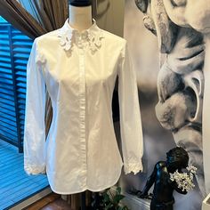 Anne Fontaine 100% Cotton Blouse Size 38 Spring Formal Feminine Shirt, Elegant Spring Shirt For Daywear, Elegant Spring Shirt For Casual Wear, Cotton Blouse, Cotton Blouses, Button Down Shirts, Button Down Shirt, Color White, The 100