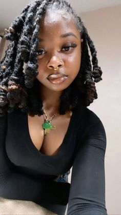 Loc Baddie, Curly Locs Hairstyles, Loc Hairstyles For Black Women, Black Girls With Locs, Loc Knots, Loc Hairstyles For Women, Girls With Locs, Dreads Black Women, Girl Locs