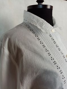 Vintage romantic blouse, button up, lace trim, long sleeve, 100% cotton. In very good clean condition. Flat measurements: shoulders - 37 cm/ 14.5'' chest/pit to pit/ - 49 cm/ 19.2'' sveeve/from shoulder/ - 64 cm/ 25.2'' lenght - 65 cm/ 25.5'' The measurements correspond to the size M Collared Cotton Blouse With Lace Trim, Daywear Eyelet Button-up Top, Victorian Long Sleeve Tops For Spring, Classic Cotton Blouse With Lace Trim, Long Sleeve Cotton Shirt With Lace Trim, Elegant Cotton Eyelet Tops, Cotton Long Sleeve Shirt With Lace Trim, Daywear Blouse With Lace Collar, Cotton Blouse With Lace Collar For Daywear