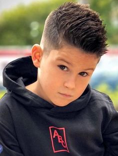 Boys Summer Haircut, Fade With Long Hair On Top, Short Boys Haircut Trendy, Jojo Hair, Trendy Boys Haircuts, Boys Fade Haircut, Haircuts For Boys, Kids Hairstyles Boys, Kids Haircut