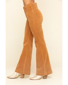 Yellow Courderoy Pants Outfit, Coudroy Pants Outfit Women, Fabric Outfits, 70s Inspiration, 70s Inspired Fashion, School Fits, 70s Inspired, Inspired Fashion, Corduroy Pants