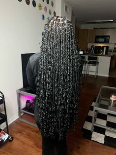 @jkstyledit ✰ Small Boho Twists Black Women, Knotless Senegalese Twist, Boho Twists Black Women, Boho Senegalese Twist, Island Twist, Boho Twists, Cute Braided Hairstyles, Braided Cornrow Hairstyles