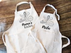 Personalized floral Apron set |Matching mom kids apron | Mommy daughter matching baking apron | Mom Son Matching apron set | Family matching apron set | Custom kids apron | Toddler Kids Personalized Baking apron Gift | Kids baking apron | Apron gift for toddler | Christmas gift apron | Nephew gift | Niece Gift apron | Birthday Gift apron | Rainbow apron | Baking apron for children | Polyester apron for kids | Linen apron gifts | custom name Aprons | Mom Daughter matching apron | Baking Apron | G Birthday Pies, Apron For Kids, Kids Linen, Baby Easter Basket, Tumbler Coffee Cups, Kids Baking, Mom And Daughter Matching, Nephew Gifts, Toddler Christmas Gifts