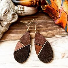 The Wooden Earrings Are 2.5” Inches Long Very Hippish, Light Weight And Are On Gold Plated Hooks, New Handmade Oval Brown Earrings, Brown Oval Earrings As A Gift, Brown Oval Earrings Gift, Brown Oval Earrings For Gift, Peace Sign Jewelry, Wood And Gold, Wood Items, Earrings Wood, Dainty Choker