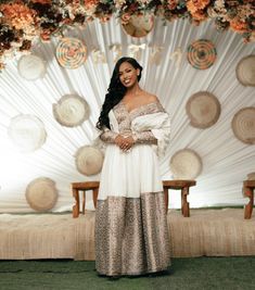 Magnificent Golden Habesha Dress Habesha Clothes, African Aesthetic, Habesha Dress, Ethiopian Dress, Habesha Kemis, Wedding Dress Chiffon, Dresses Chiffon, Visual Texture, Feel Beautiful