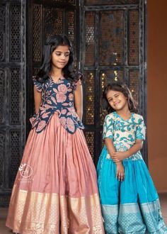 Kids Lehanga Blouses Designs, 1st Birthday Girl Dress, Indian Dresses For Kids, Pattu Pavadai, Long Gown Design