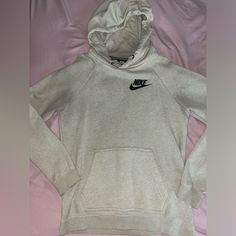 Tan/Neutral Nike Sweatshirt, Never Worn Nike Sweatshirts, Nike Tops, Nike Women, Sweatshirts Hoodie, Womens Tops, Nike, Sweatshirts, Women Shopping, Color