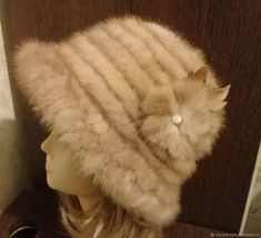 Fur Hat, Mink Fur, Casual T Shirts, Hats For Women, Knitted Hats, Fur Coat, Womens Shirts, Knitting