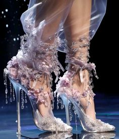 Chandelier Heels, Jean Shorts Outfit Ideas, Fairy Heels, Jean Shorts Outfit, Shorts Outfit Ideas, Whimsical Shoes, Mermaid Shoes, Runway Fashion Couture