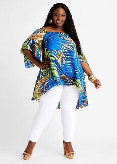 Tropical-inspired prints and luxe silhouettes are mainstays of the season. A hi-low hem and flared sleeves on this plus size palm print top by Ashley Stewart echoes the free and feminine movement we aspire to have in all aspects of our lives this season. Plus Size Trendy, Palm Leaves Print, Pretty Party, Ashley Stewart, Palm Print, Party Tops, Palm Leaf, Leaf Print, Leaf Prints