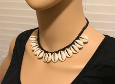 Choker 15 Inch. Made with flat cut Cowrie shells and braided black thread. Summer vibes. Navratri Outfits, Crystal Jewelry Diy, Cowrie Shell Jewelry, Sea Shells Diy, Cowrie Shell Necklace, Shell Choker, Thread Necklace, Jewelry Staples, Bohemian Jewellery