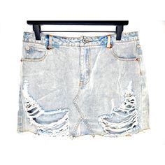 Bloomingdale's Sunset + Spring Denim Mini Skirt Ripped Condition- New With Tags Size- Large Materials-100% Cotton Approximate Measurements Length- 14" Waist- 16" Trendy Mid-rise Distressed Skirt, High Rise Ripped Light Wash Skirt, Distressed Denim Mid-rise Mini Skirt, Light Wash Distressed Mini Skirt, High Waist Distressed Denim Mini Skirt, Mid-rise Distressed Denim Mini Skirt, Distressed Light Wash Mini Skirt, Trendy Distressed Light Wash Skirt, Light Wash Distressed Mini Denim Skirt