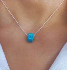 Glossy turquoise floating cube necklace, made of high quality, 14k gold plated chain. Elegant and dainty necklace for both special or everyday occasions.  Ideal gift! Also available in 925 sterling silver option.  Find similar necklaces here: https://www.etsy.com/listing/1157390565/evil-eye-cube-necklacesquare-jewellblue?click_key=0019dfafbd5c3de8706521998f064f1e845e3c32%3A1157390565&click_sum=102b7d9d&ref=shop_home_active_124&pro=1&frs=1 https://www.etsy.com/listing/861038121/turquoise-cube-nec Minimalist Turquoise Necklace For Gifts, Minimalist Turquoise Necklace Gift, Minimalist Turquoise Charm Necklace For Gift, Minimalist Blue Turquoise Necklace For Gift, Turquoise Square Pendant Necklace As Gift, Turquoise Necklace With Square Pendant As Gift, Modern Turquoise Hypoallergenic Jewelry, Modern Turquoise Jewelry For Everyday, Modern Turquoise Necklace For Gift