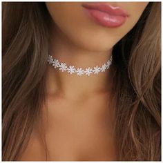 Feminine Flower Necklace For Party, White Feminine Jewelry For Parties, Feminine White Jewelry For Parties, Elegant Clavicle Chain Flower Choker Necklace, Party Lace Choker Necklace, Delicate Flower Necklace For Party, Lace Choker Necklace For Party, Silver Flower Necklace With Clavicle Chain For Parties, Dainty White Necklace For Party