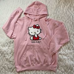 Super Kawaii Pink Hello Kitty Hoodie New With Out Tags!! Size: Medium Color: Pink Kuromi Clothes, Hello Kitty Hoodie, Sanrio Outfits, Sanrio Clothes, Kawaii Hoodie, Y2k Hello Kitty, Kitty Clothes, Hello Kitty Accessories, Hello Kitty Clothes