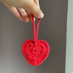 this little heart-shaped keychain can be used as to decorate your keys, as well as your favourite bags and purses. Just use the loop to tie it on to any ring or handle and that's it! This keychain has been made with 100% cotton yarn. Crochet Heart Keychain, Crochet Keychains, Red Crochet, Bags And Purses, Heart Keychain, Crochet Keychain, Crochet Heart, The Loop, Cotton Yarn