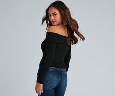 Elevate your casual look with this cozy knit top that will become a staple in your wardrobe. It features an off-the-shoulder straight across neckline with a chic fold-over design. long fitted sleeves. and a mid-length. form-hugging fit. Style this top with your fave pair of jeans and clear mules.Fit & Features Off-the-shoulder straight across neckline Fold-over design Long fitted sleeves Mid-length. form-hugging fit Knit fabric. plenty of stretch Runs true to size Fall Off-shoulder Top For Night Out, Trendy Stretch Off-shoulder Top For Fall, Casual Off-shoulder Top For Fall Night Out, Casual Stretch Off-shoulder Foldover Top, Trendy Off-shoulder Top For Night Out In Fall, Chic Off-shoulder Cold Shoulder Top For Fall, Casual Long Sleeve Off-shoulder Top For Night Out, Casual Off-shoulder Foldover Top For Fall, Chic Off-shoulder Top For Night Out In Fall