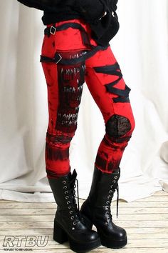 Punk rock zombie leggings Gothic Leggings, Lace Up Leggings, Punk Rocker, Red Leggings, Tie Dye Leggings, Grunge Look, Estilo Punk, Gothic Punk, High Waisted Trousers