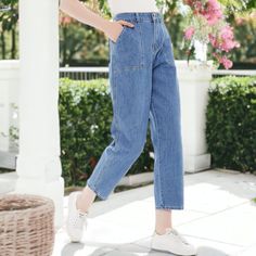 Embrace the alternative trend with our Loose Tapered Crop Denim Pants, crafted from incredibly soft denim fabric for a comfortable all-day wear. These boyfriend-style jeans feature ripped holes, functional pockets, and a loose fit design, perfect for adding a touch of edge to your wardrobe. Casual Light Blue Jeans With Pockets, Non-stretch Light Blue Jeans With Pockets, Light Blue Non-stretch Jeans, Spring Light Wash Tapered Leg Cargo Jeans, Casual Cropped Jeans In Denim Blue With Pockets, Light Wash Cropped Leg Cargo Jeans For Spring, Spring Light Wash Cropped Leg Cargo Jeans, Spring Light Wash Cropped Cargo Jeans, Trendy Cropped Cargo Jeans For Spring