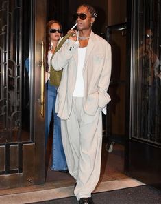 Rocky Outfits, Bottega Veneta Outfit, Rihanna And Asap Rocky, Rihanna And Asap, Asap Rocky Outfits, Asap Rocky Fashion, Graduation Suit, Husband Fashion, Kanye West Outfits