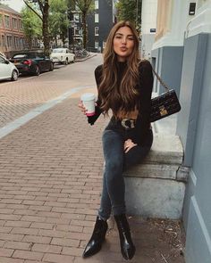 Looks para convertirte en la nueva reina de los viernes casuales Negin Mirsalehi, Goth Outfit, Outfit Trends, Pinterest Fashion, Outfit Goals, Outfits Casual, Looks Style, Casual Outfit