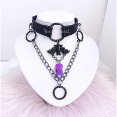 Gothic Necklace For Halloween Concert, Grunge Necklaces For Halloween, Edgy Halloween Choker Necklace, Grunge Choker For Cosplay, Gothic Halloween Jewelry For Concert, Gothic Jewelry For Halloween Concert, Grunge Choker With Adjustable Chain, Gothic Choker Necklaces For Cosplay, Gothic Chain Choker For Concerts