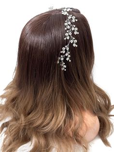 This bridal hairpiece is a beautiful and elegant accessory for any bride. Crafted with small pearl-like beads in floral clusters along a thin silver vine. The design is inspired by nature and looks great with various hairstyles. The beads catch the light, creating a subtle sparkle that enhances the bride's look without overwhelming her natural beauty. This hairpiece adds a timeless charm, making it a versatile accessory for any bridal style. Lightweight and easy to secure, it ensures comfort thr Hair Accessories For Bride, Hairstyle 2024, Accessories For Bride, Hair Piece Wedding Hair, Bride Hair Piece, Bridesmaid Hair Pieces, Hair Piece Wedding, Bridesmaid Hair Pins, Wedding Hair Vine