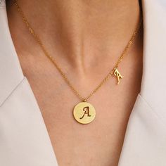 Personalized Alloy Pendant Charm Necklaces, Personalized Alloy Necklaces For Gifts, Personalized Round Alloy Necklace, Personalized Round Metal Chain Necklace, Mom And Sister, Accessories Fashion, Letter Pendants, Chain Choker, Stainless Steel Necklace