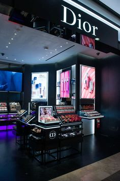 Uk Icon, Dior Store, Valley Fair, Dior Shop, Dior Cosmetics, Fashion Showroom, Dior Forever, Perfume Store, Luxury Cosmetics