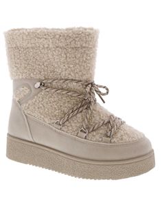 Get ready to take on those chilly winter days in style with our Fleece Lace Up Winter Boots. With a cozy fleece lining and a trendy lace up design, these boots will keep your feet warm and fashionable all season long. Don't sacrifice comfort for style - get the best of both worlds with our Furry Fuzzy Boots. Winter Warm Boots, Trendy Winter Shoes, Fuzzy Winter Boots, Lace Up Winter Boots, Fuzzy Boots, Mens Winter Boots, High Fashion Outfits, Trendy Winter, Warm Boots