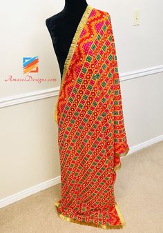 Specchio multicolore Kundan Phulkari con Kiirni Gotta.

 Scopri di più SCIALLE IN VELLUTO , DUPATTA , PHULKARI



 📦 Spedizione GRATUITA senza pari in tutto il mondo dal Canada verso Stati Uniti, Europa, Australia, Nuova Zelanda, Norvegia, Belgio, Danimarca, Spagna, Italia, Francia e ovunque.

 ⭐️⭐️⭐️⭐️⭐️ Recensioni dei clienti a 5 stelle

 Jaspreet, Canada ⭐️⭐️⭐️⭐️⭐️

 Il choora che ho ordinato è stato fantastico. La dimensione era perfetta e ben confezionata con un dolce biglietto di ringraz Velvet Shawl, Chur, Amazing Jewelry, Belgium, Norway, Denmark, New Zealand, Maxi Dress, Mirror