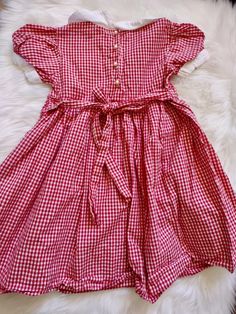 LITTLE SUNSHINE COLLECTION SIZE 2 GINGHAM DRESS PRINCESS CHARLOTTE SMOCKED | eBay Cute Gingham Smocked Dress With Ruffles, Preppy Spring Daywear Dresses, Preppy Daywear Dresses For Spring, Preppy Spring Day Dresses, Picnic Gingham Sundress With Ruffles, Spring Gingham Sundress With Ruffles, Gingham Short Sleeve Dress For Daywear, Short Sleeve Gingham Dress For Daywear, Gingham Dress With Smocked Bodice And Short Sleeves